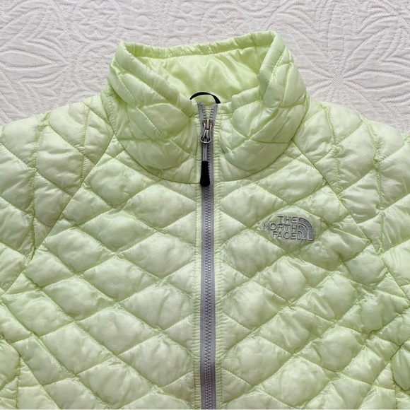 The North Face Women's Thermoball Full Zip Jacket - Picture 3 of 7